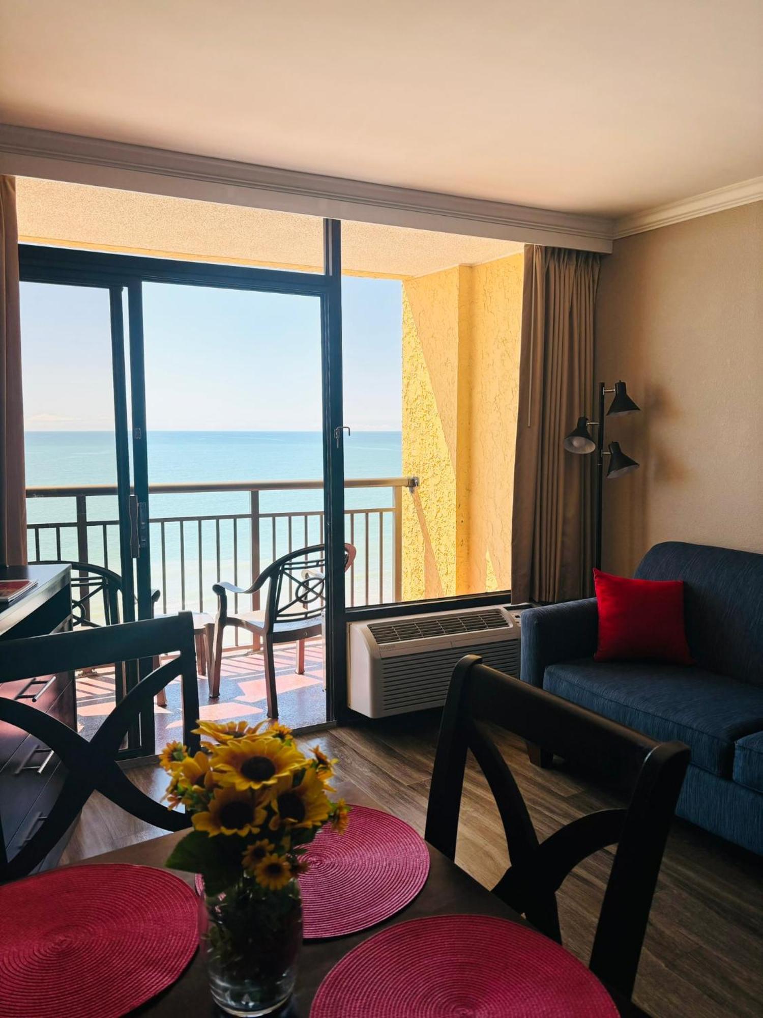 Azure Bliss Oceanfront Condo Sleeps 6 Μιρτλ Μπιτς Εξωτερικό φωτογραφία